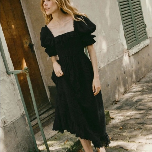 Doen Dresses & Skirts - Doen Rare Izabal Dress